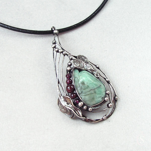 Smaragdový - Smargd, Granát