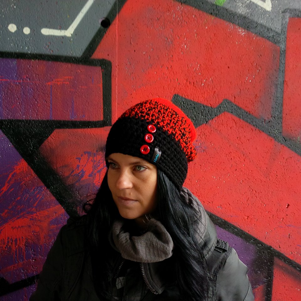 Houmleska červeno-černá