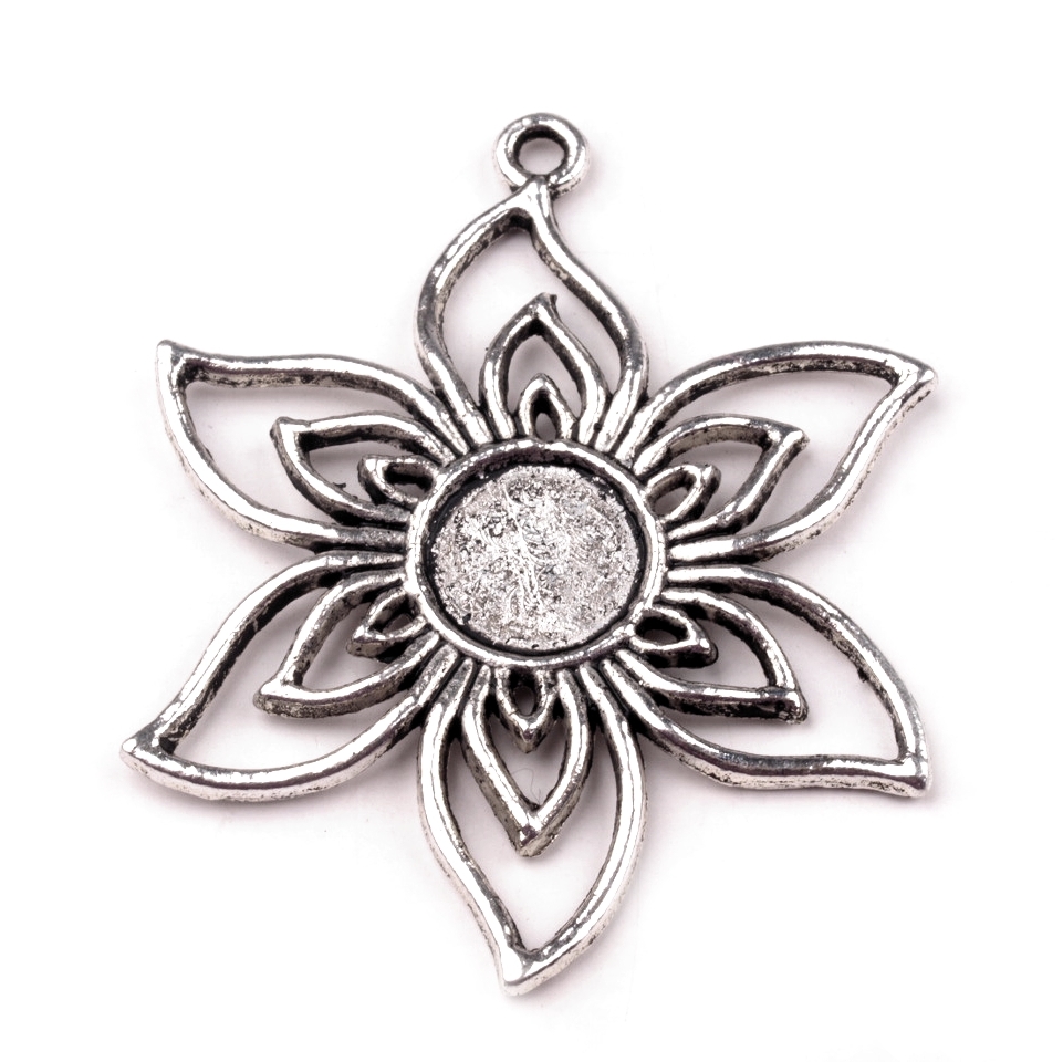 Přívěsek kytka Ø43mm s lůžkem - 1ks