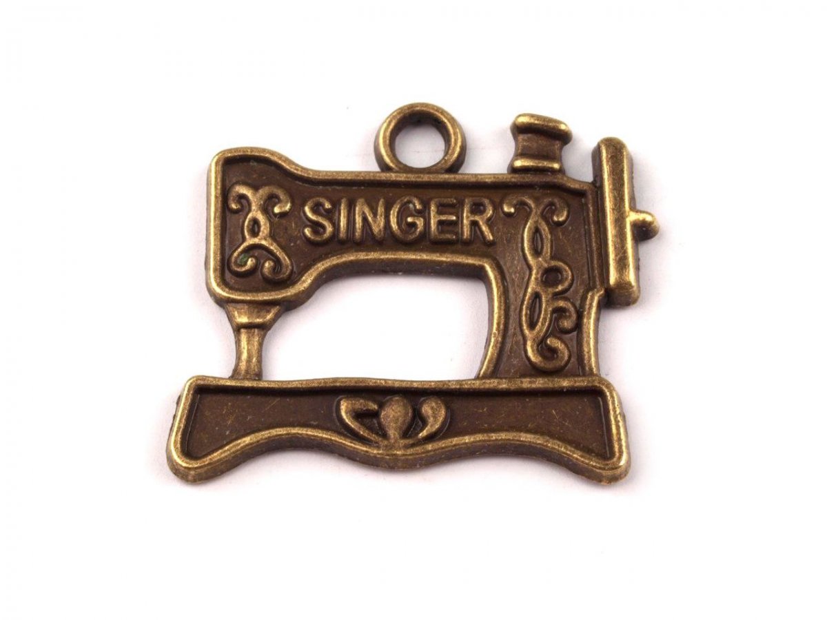 Přívěsek ŠICÍ STROJ