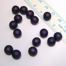 Skleněné perličky fialové matné tmavé 8mm, 16ks.