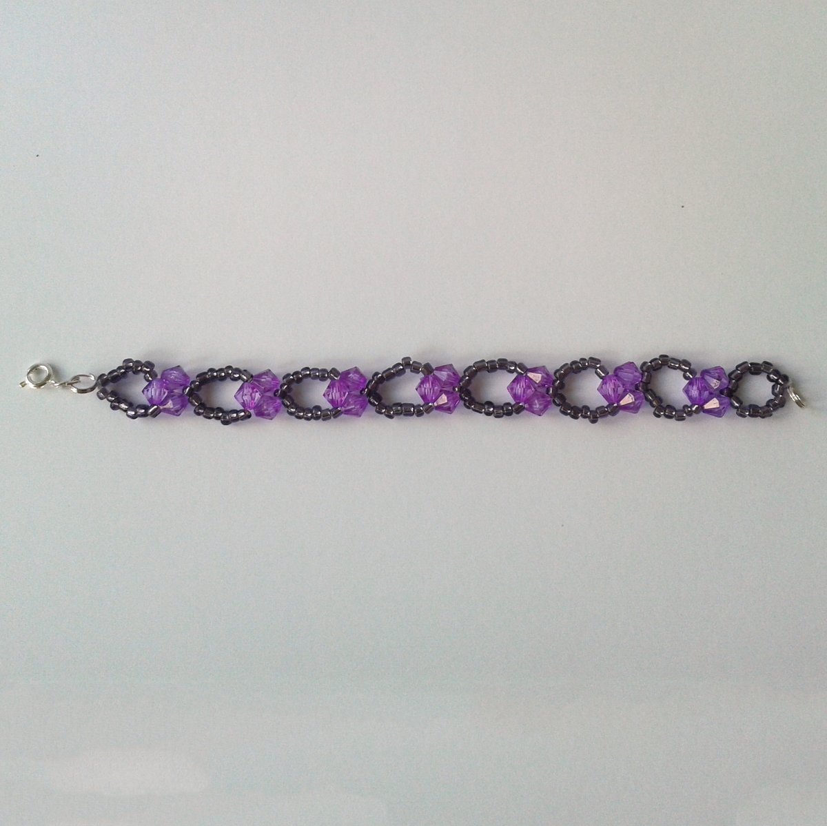 VÝPRODEJ - Náramek Violka (236)