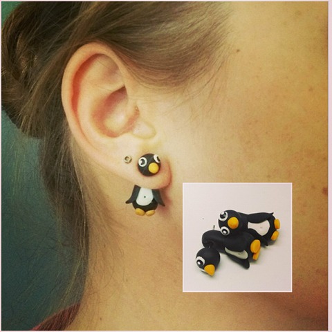 tučňáci skrz ucho