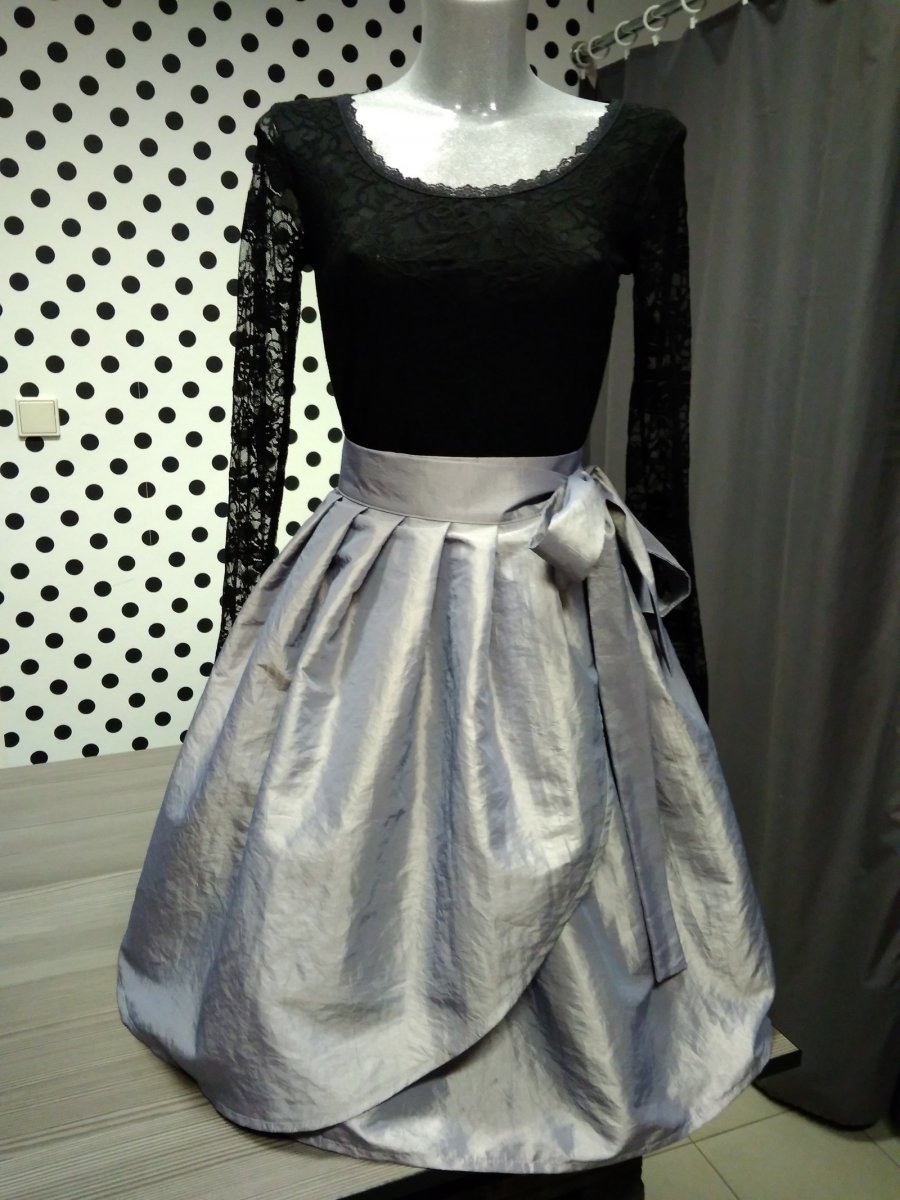 Taftová zavinovací sukně 12