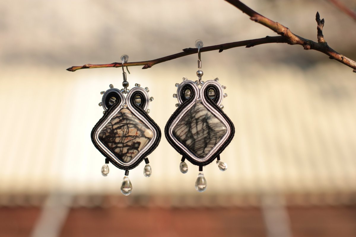 náušnice - černé