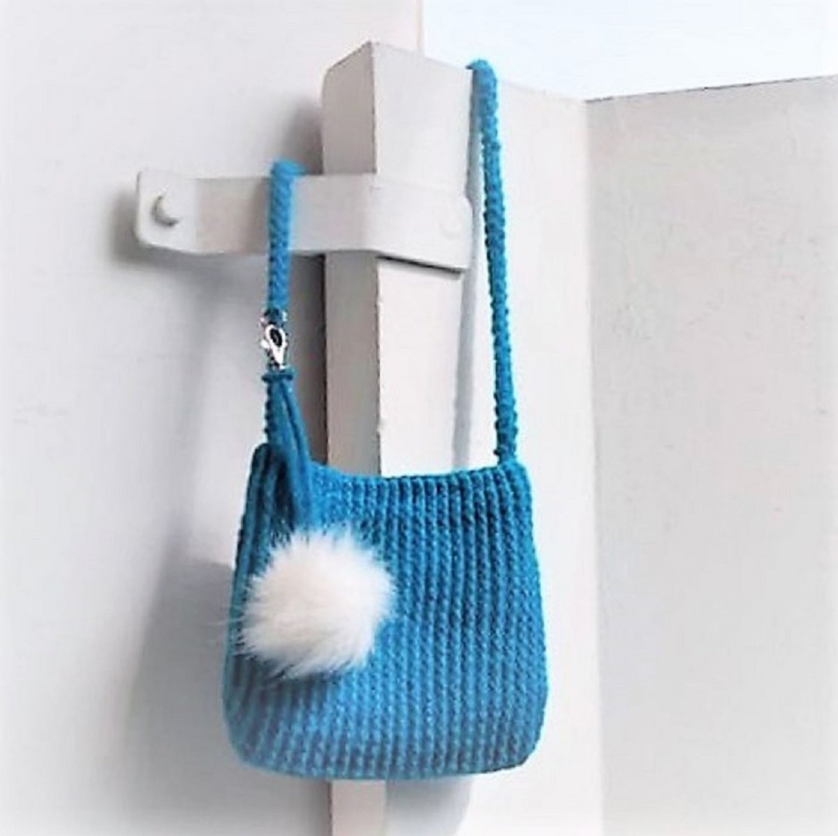 Háčkovaná taštička