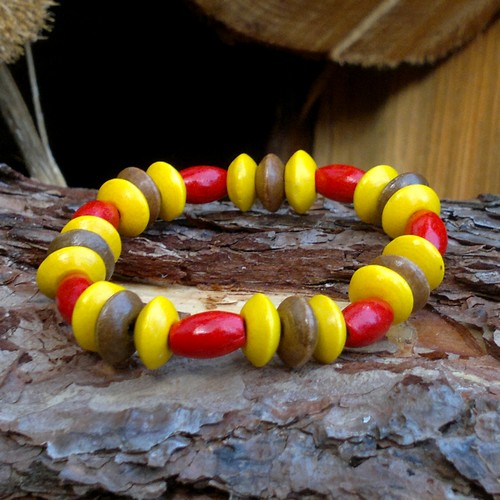 Dřevěný korálkový náramek II.