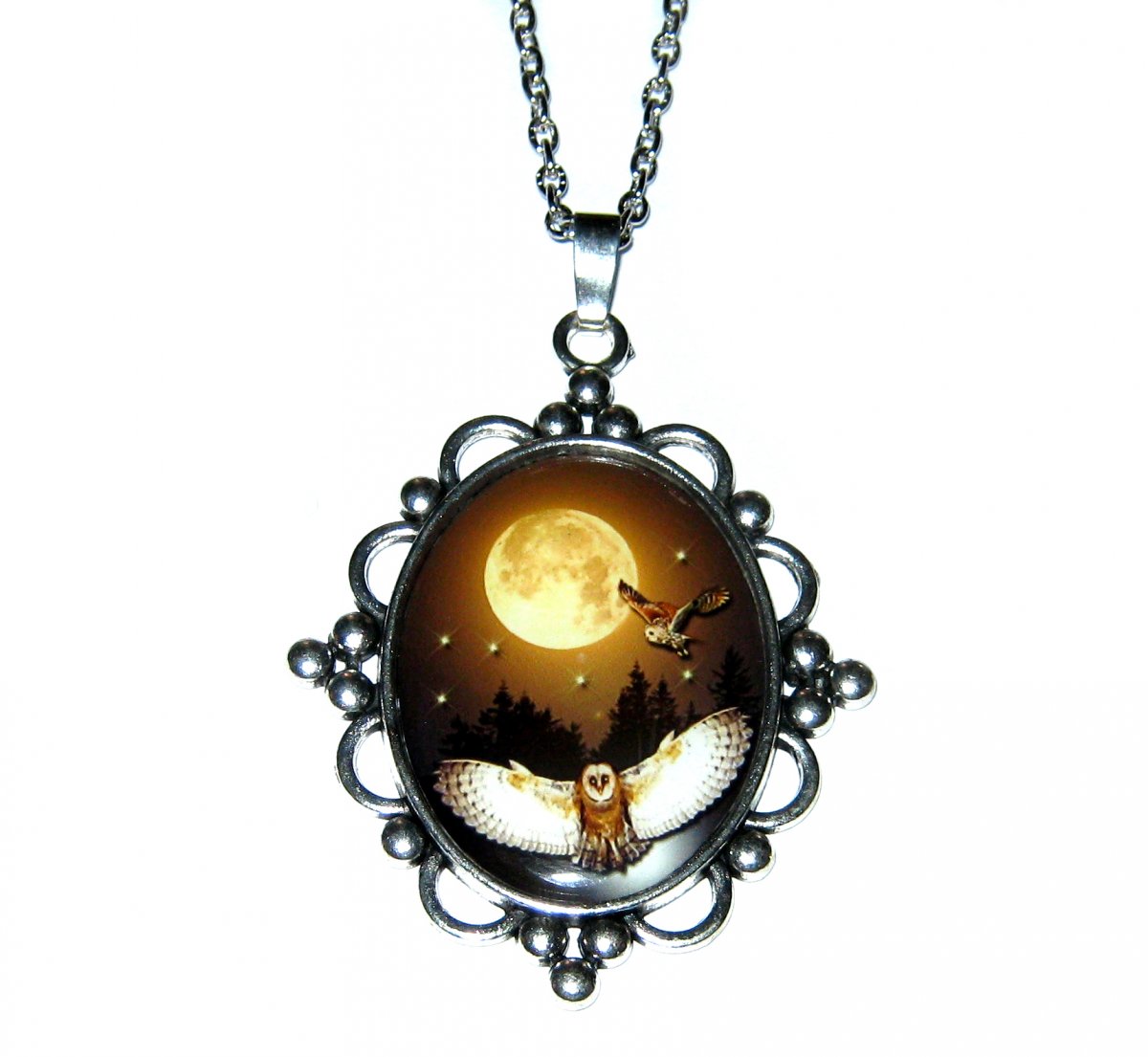 Přívěsek...Tajemná moc úplňku.