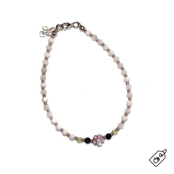 Luxusní náramek s kameny a nádhernou květinou