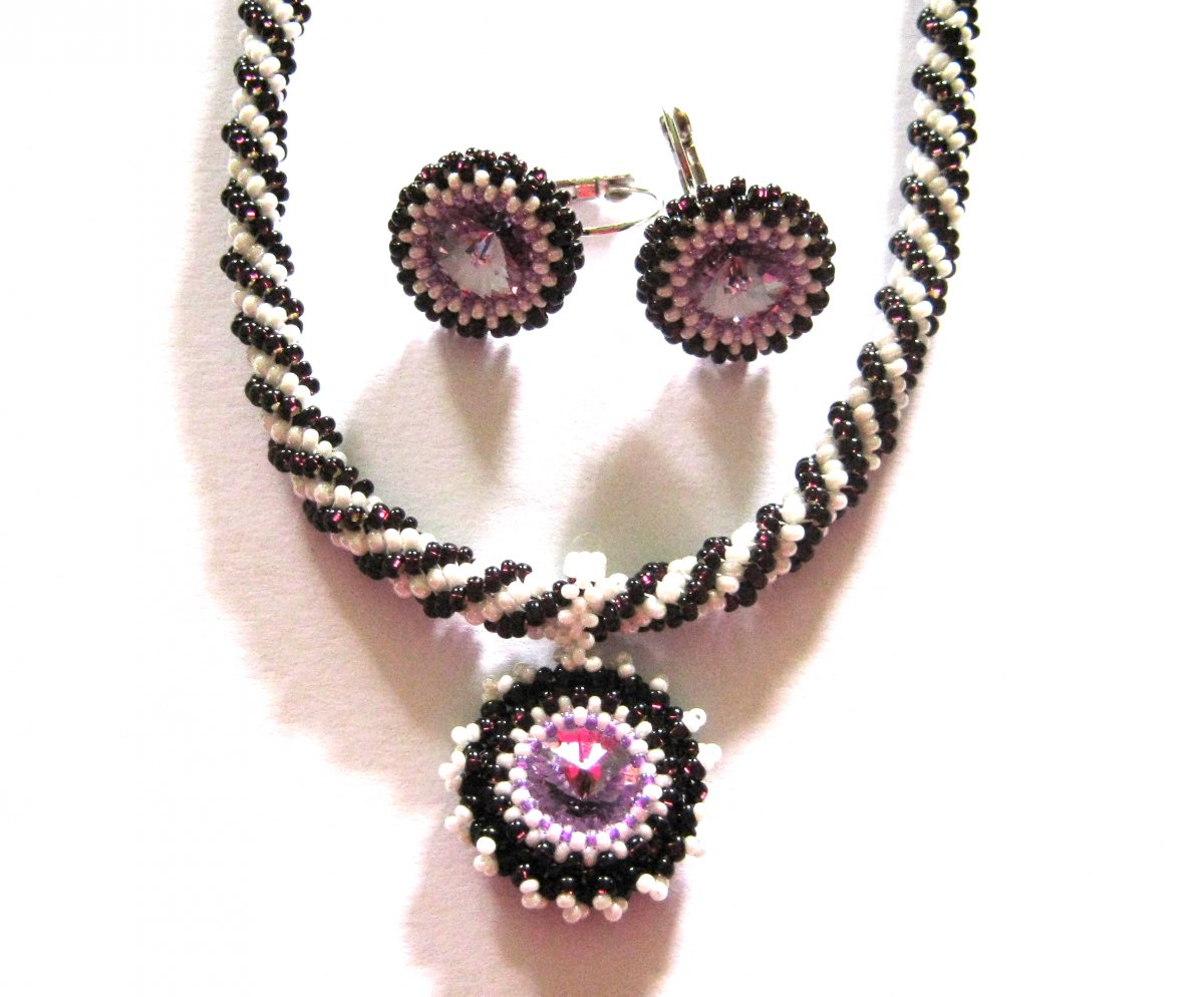 Swarovski elements Rivoli violet.