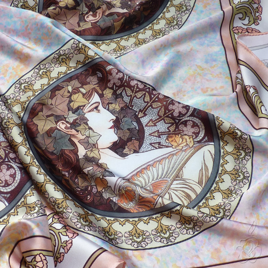 Velký šátek Alfons Mucha - Břečťan