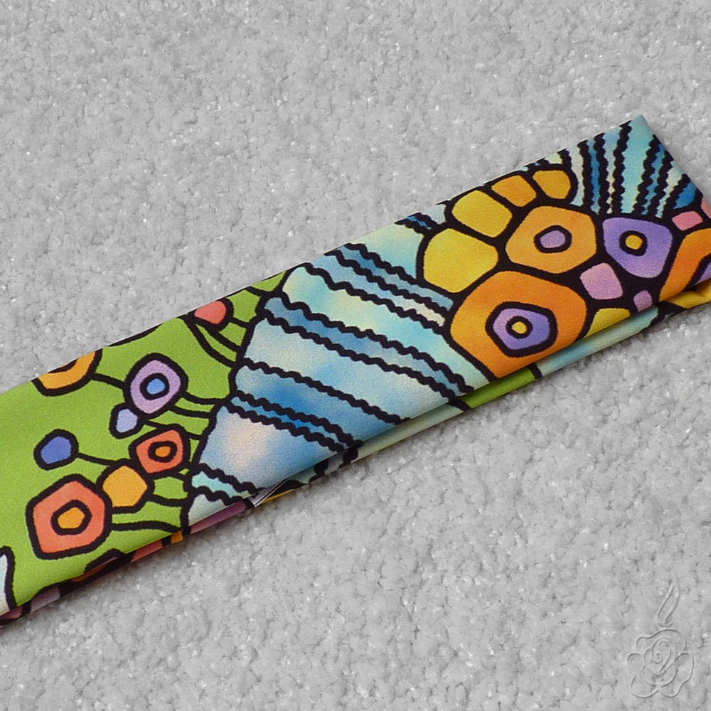 Barevná elastická čelenka s výrazným vzorem