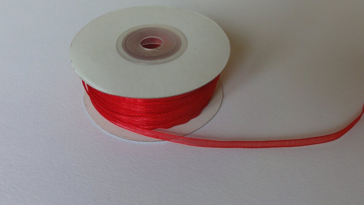 Šifonová stužka 3mm- červená (26) - 5m