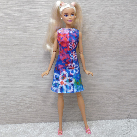 Barevné koktejlky pro Barbie