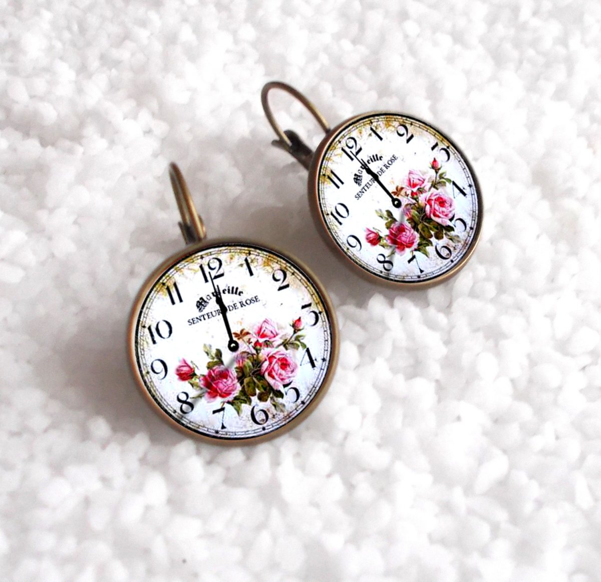 Náušnice z pryskyřice