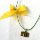 Žluto-zelený foťák - náhrdelník