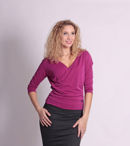 Tričko křížené do pasu 