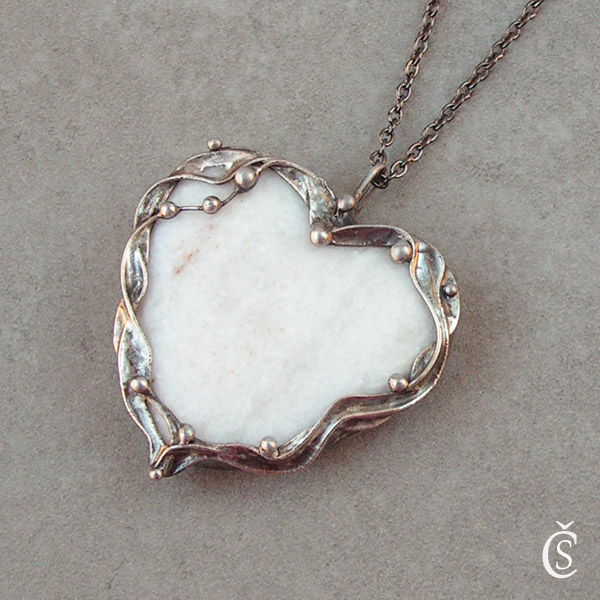 Sněhurčino srdce - Mramor