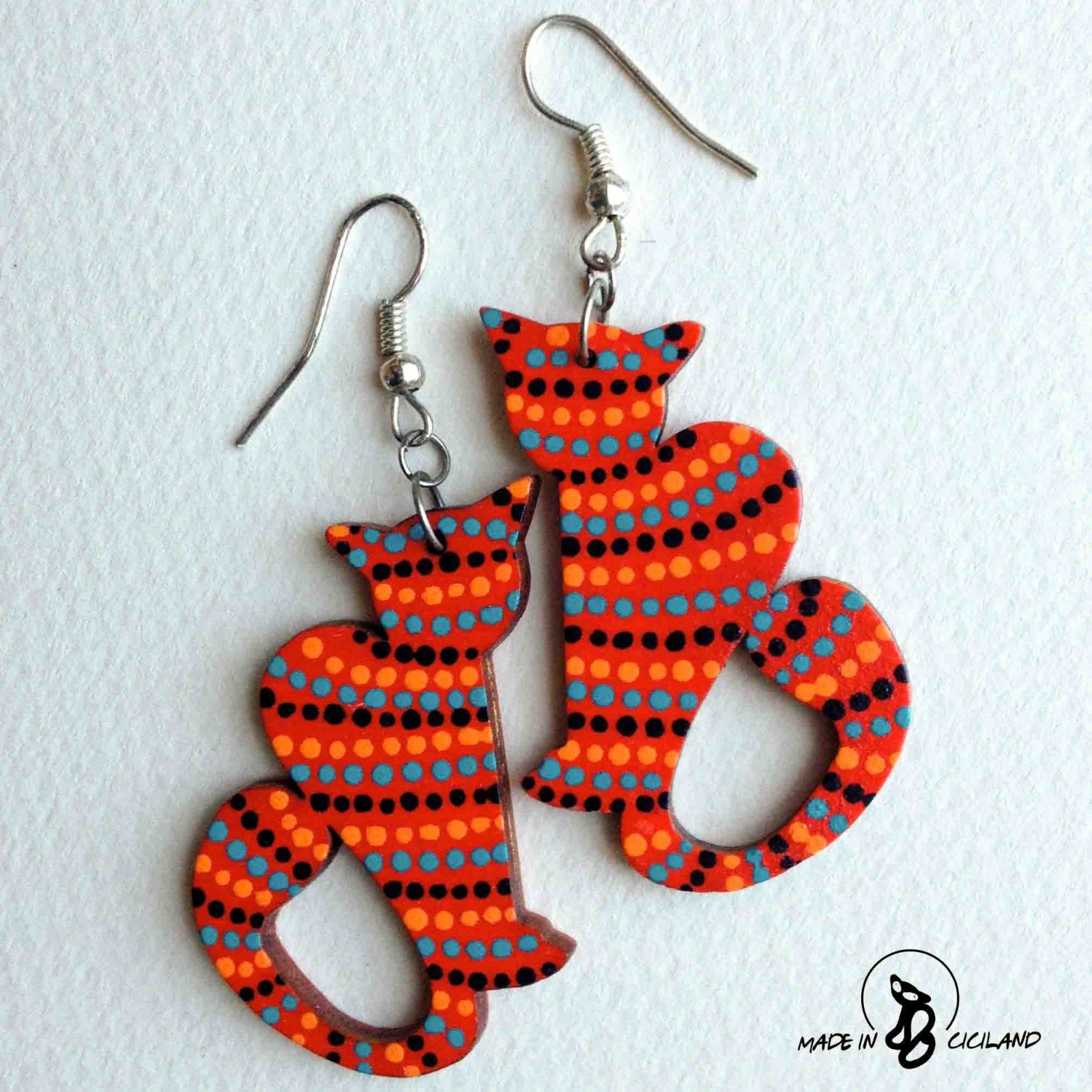 Číči v červeným svetříku