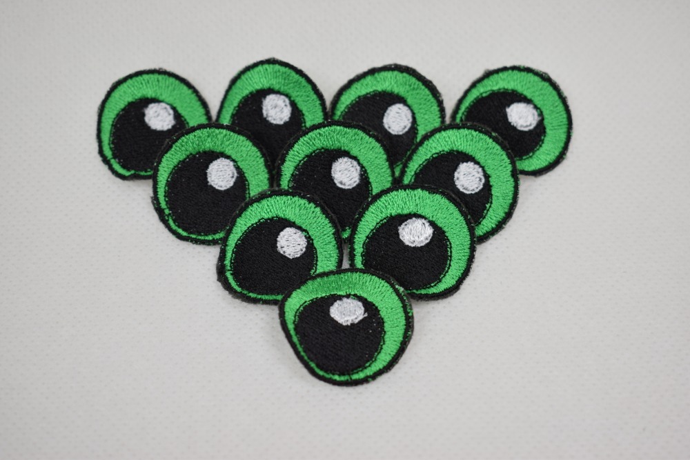 Vyšívané oči zelené s jiskrou 3cm 1 pár