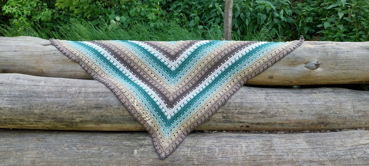 Háčkovaný šátek Eugenia