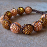 Dvojbarevný náramek macramé/shamballa