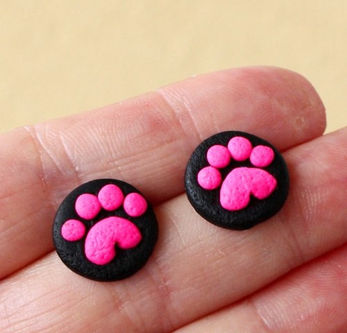 neonové tlapky .. pecičky