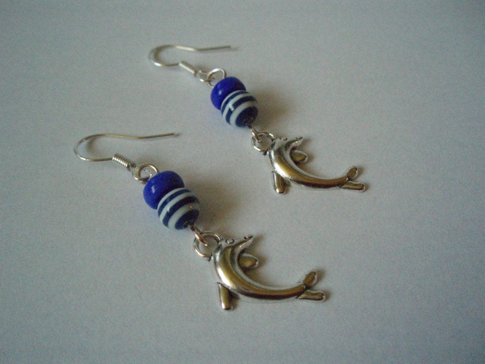 Delfíni s korálkem