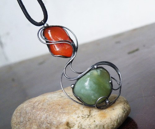 Erin...(serpentin, karneol)