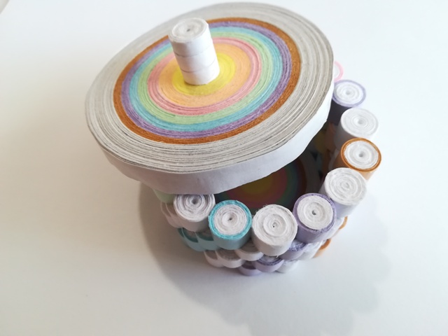 Duhově pastelová krabička