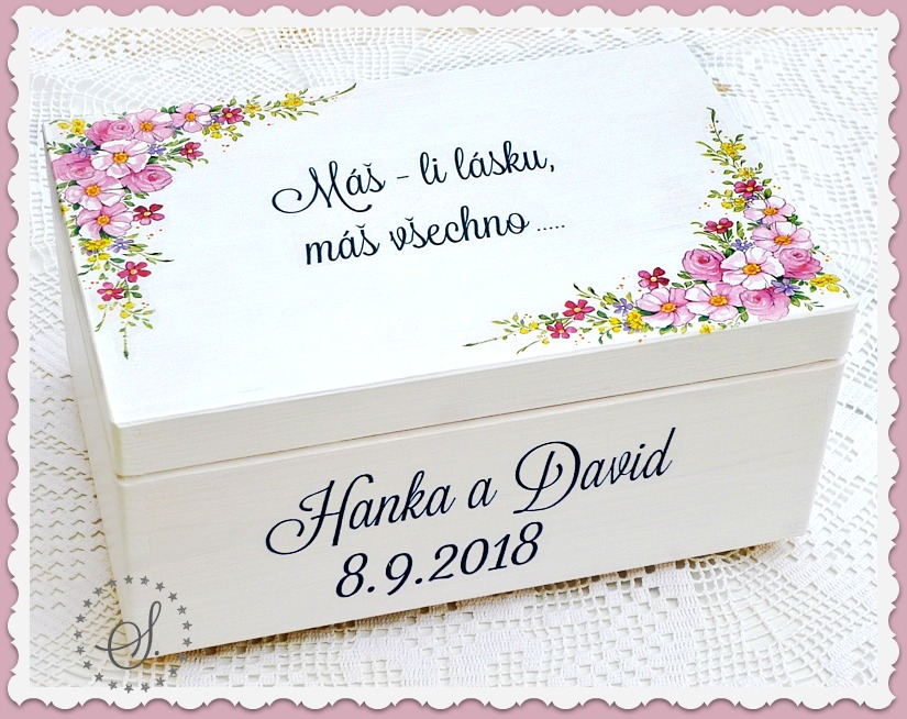 svatební truhla na přáníčka , fotky a jiné potřebné věcičky