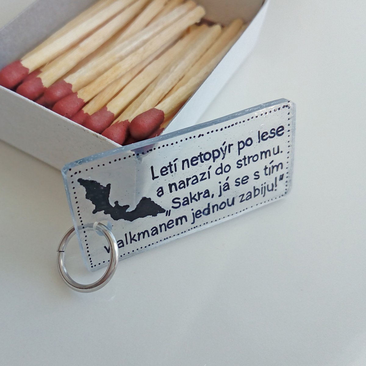 Vtip jako šperk: Netopýr