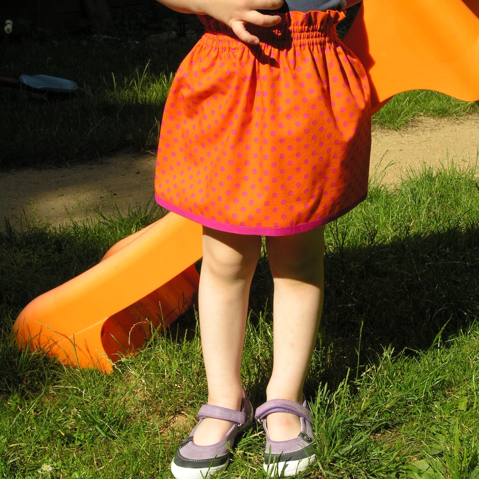 Puntíkatka růžovo-oranžová dívčí 