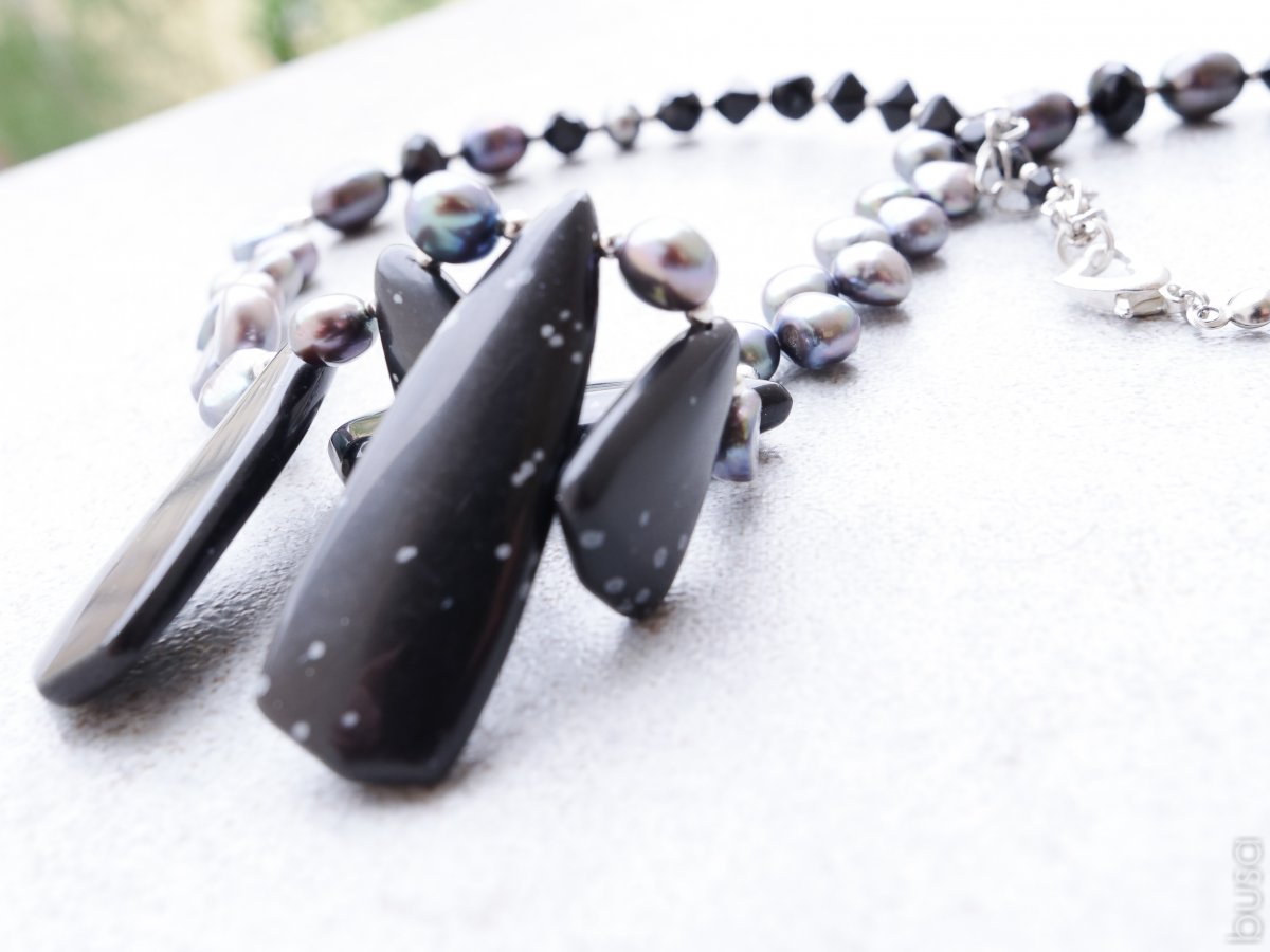 Náhrdelník Černý páv