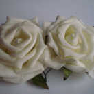 Pěnová růže - bílá 2 ks