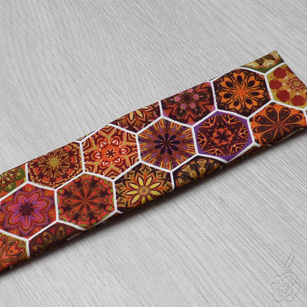 Elastická čelenka s mandalami v šestiúhelníku