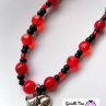 Červený phone charm přívěšek