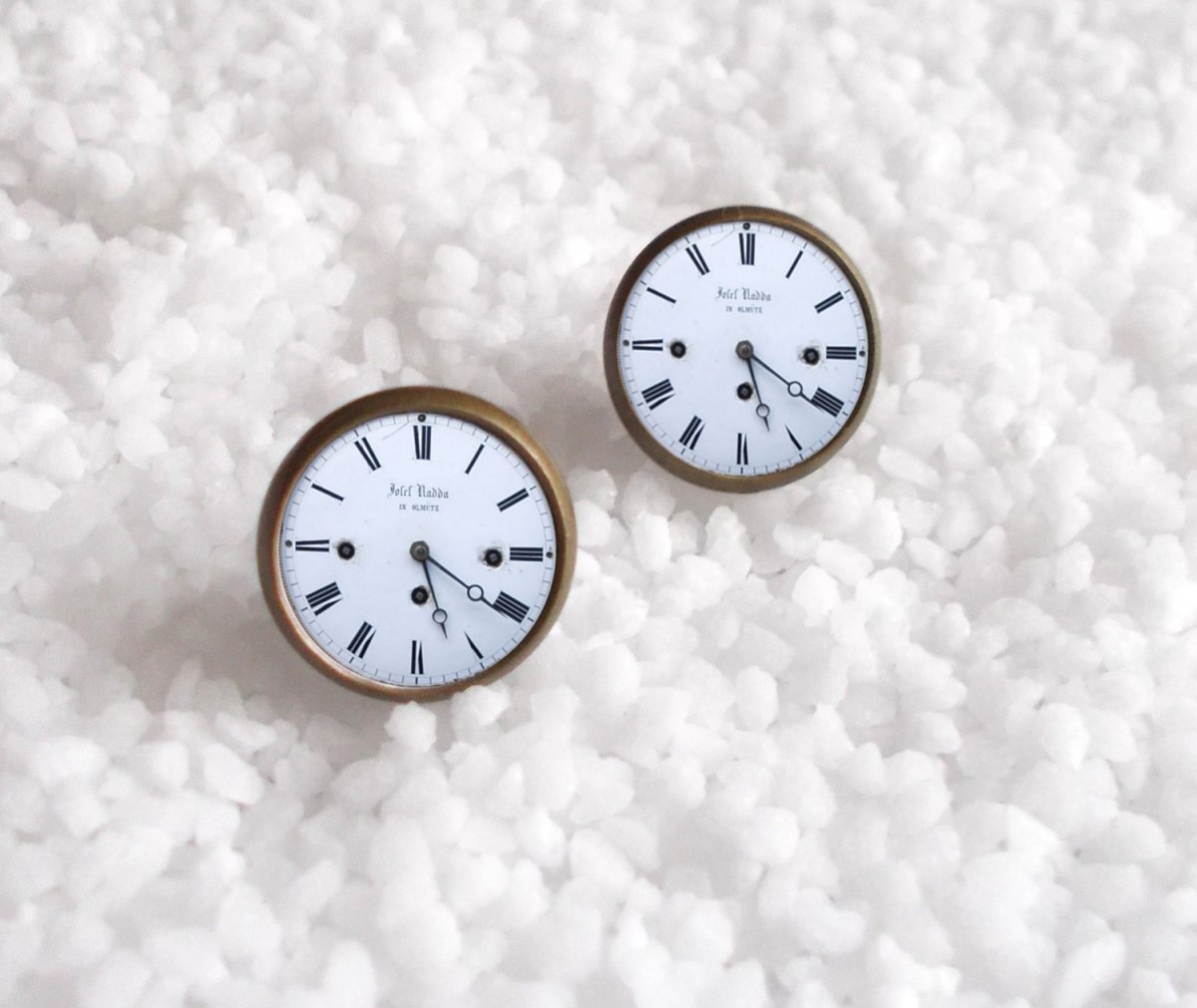 Náušnice z pryskyřice