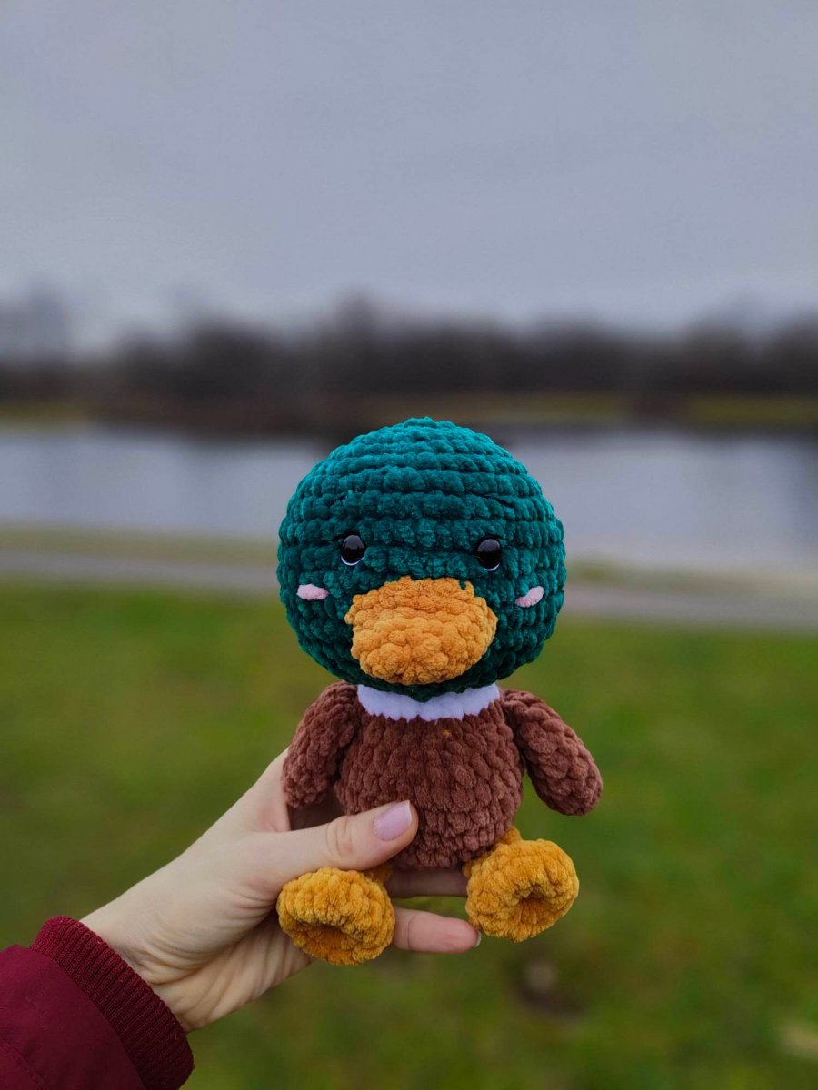 Háčkovaný kačer - plyšák