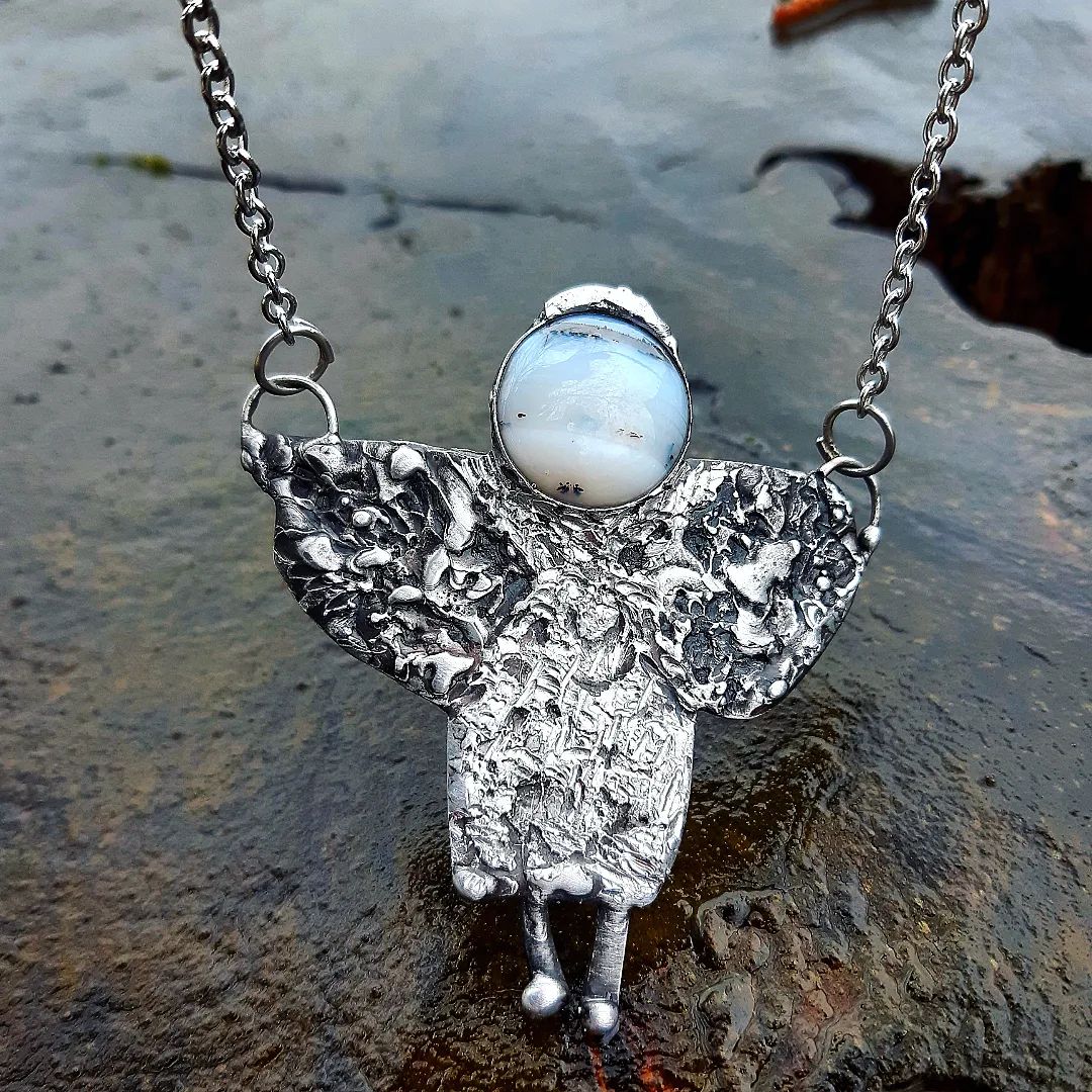 Andílek "Miluji život a život miluje mne"