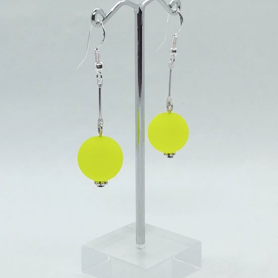 Neonově žluté náušnice mat