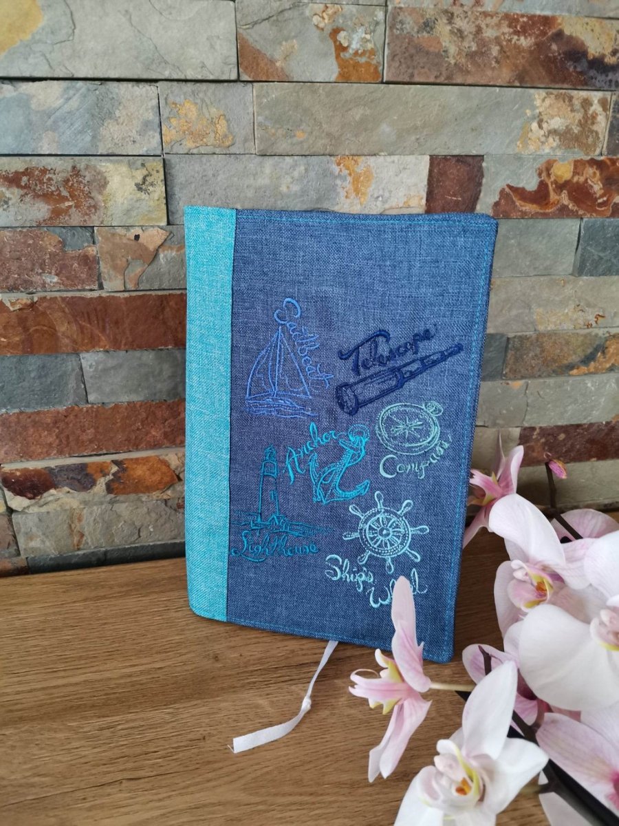 Obal na knihu s výšivkou - U vody