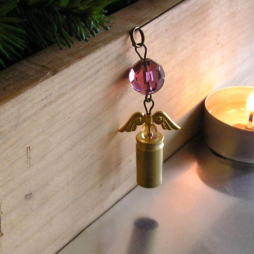 Andílek z nábojnice