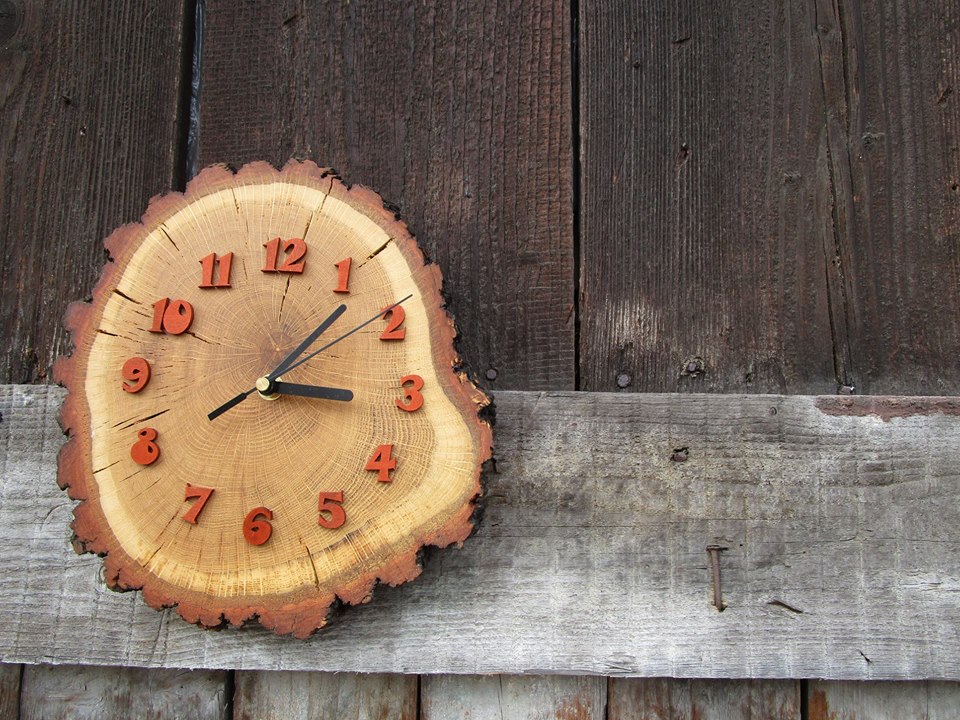 Dubové hodiny 02