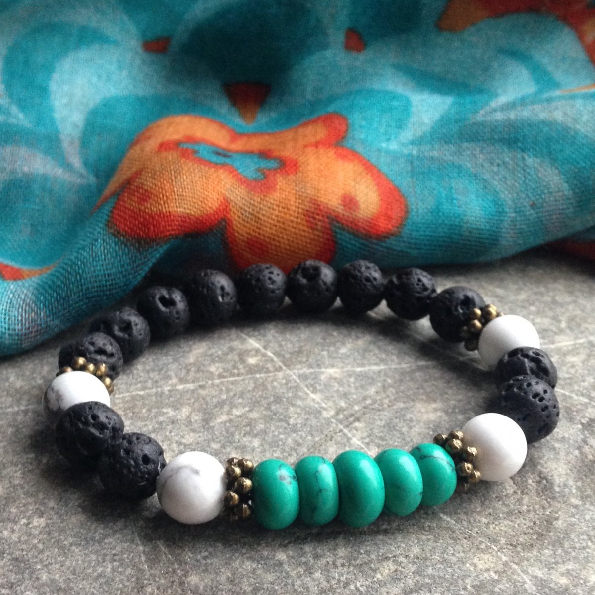 Láva, tyrkys, howlit - náramek