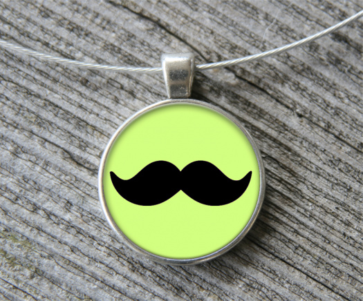 Le Mustache