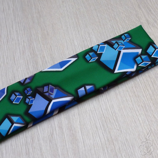 Elastická čelenka s krychlemi