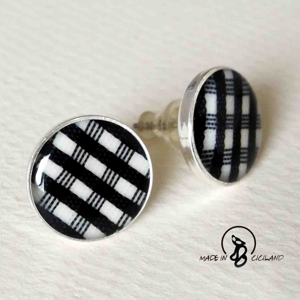 Puzetky black-white káro