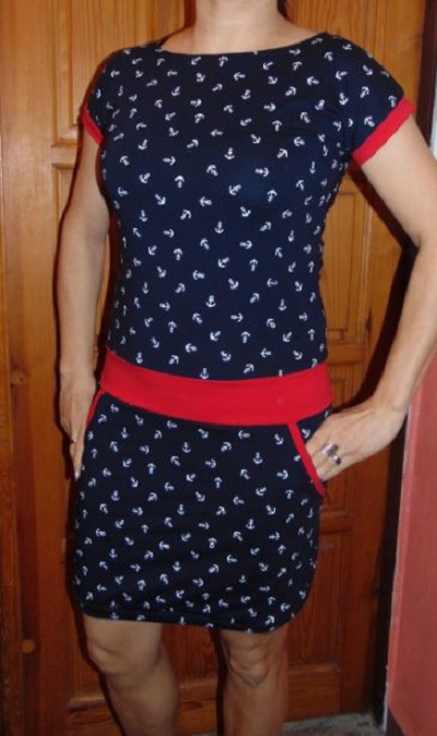 ŠATY KOTVIČKY S ČERVENOU (M)