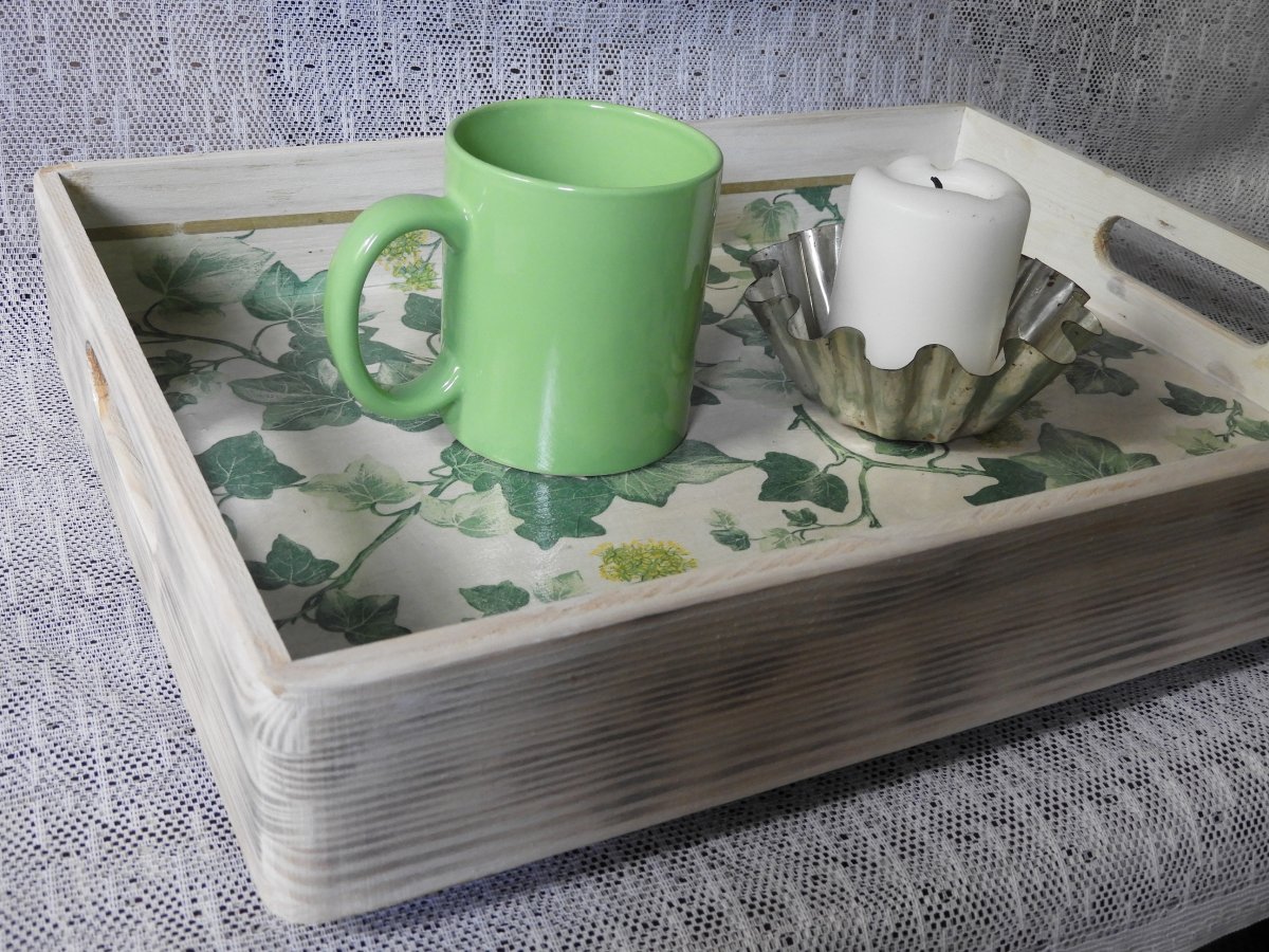 Podnos dřevěný rustikální - břečťan